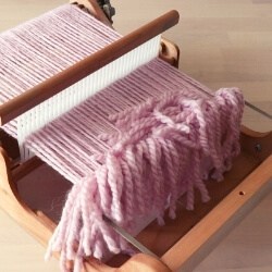 Heddle weaving Looms