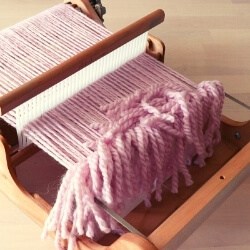 Rigid Heddle loom