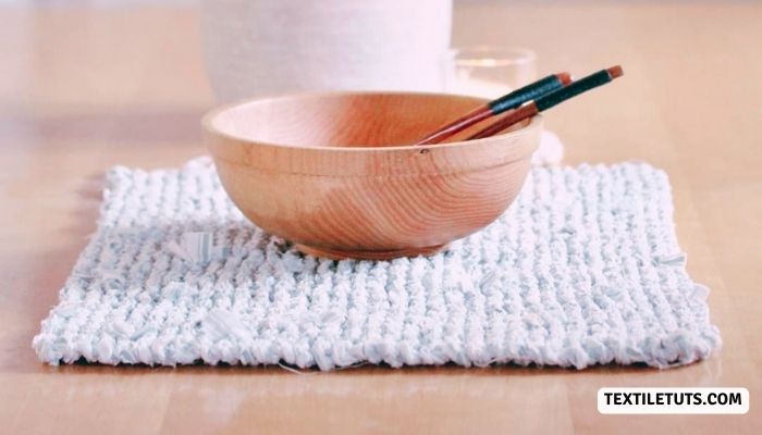 Wool Roving Yarn-Made Placemat