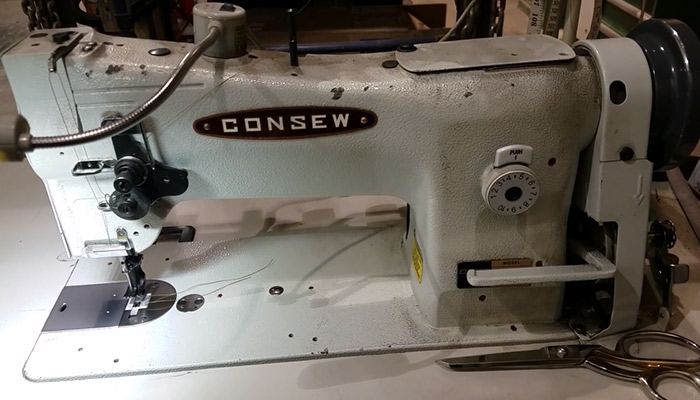 Consew 206RB 5 Walking Foot Upholstery Machine