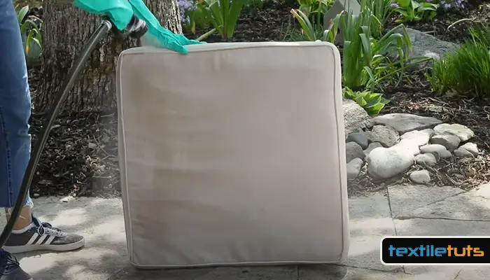 Outdoor Cushions Cleaning