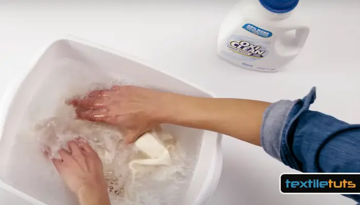 How to Wash White Clothes with OxiClean