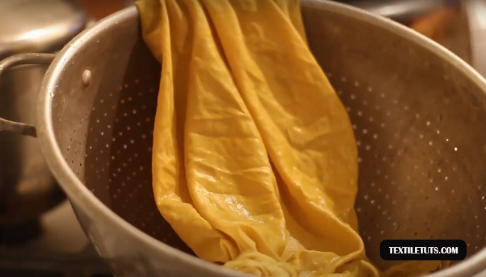 Dyeing Yellow Fabric