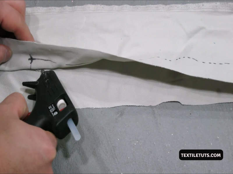 How to Apply Hot Glue on Fabrics