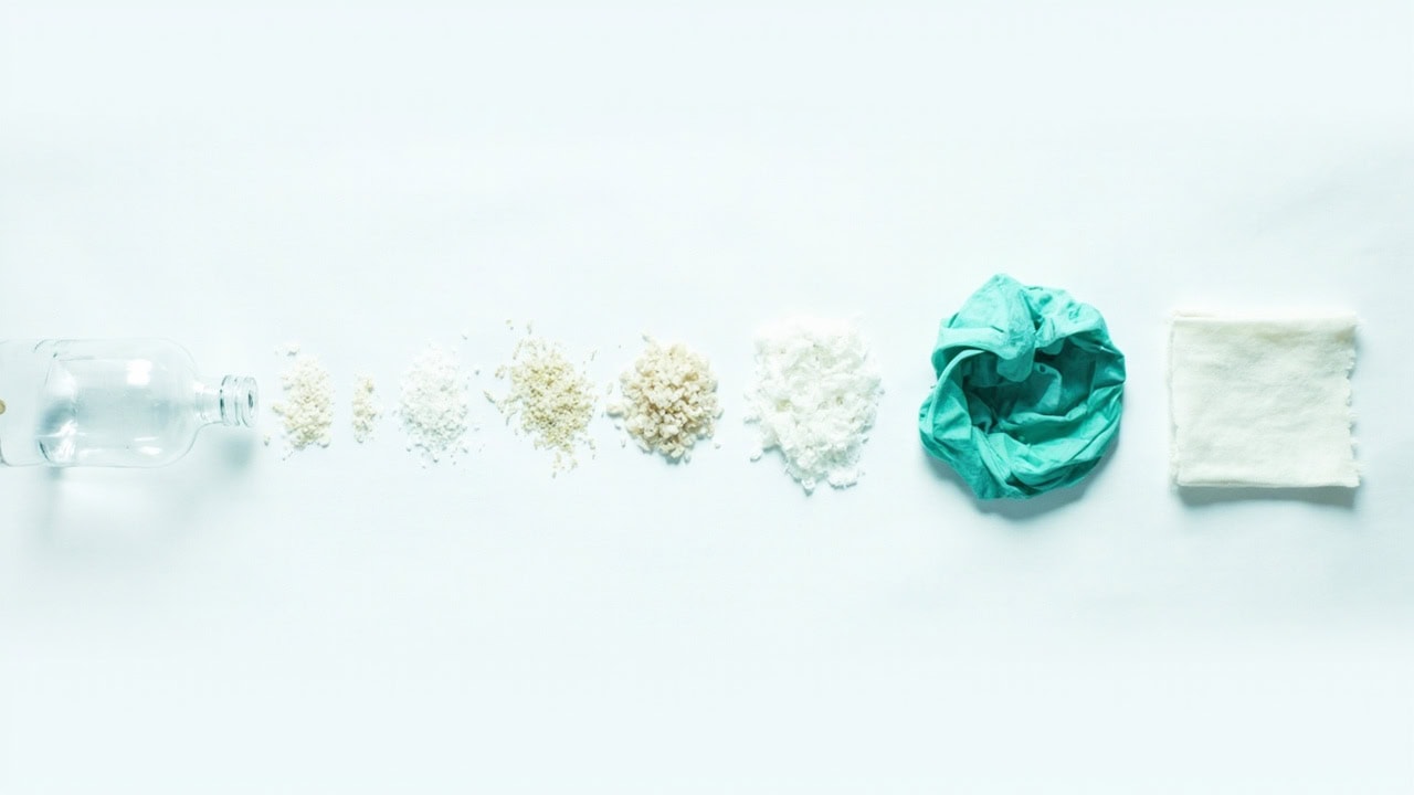 Step-by-step infographic showing rPET manufacturing process from plastic bottle to polyester fiber